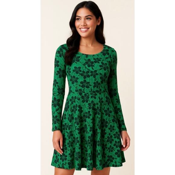 Unique Vintage Dresses & Skirts - Unique Vintage Green Floral Sparkle Velvet Dress XS 2 NWOT